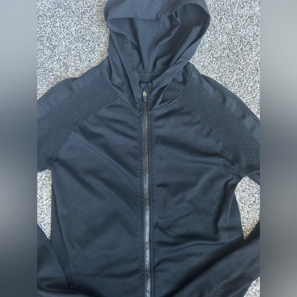 Fabletics women’s stretchy form fitting black jacket size XS-S - Picture 3 of 9